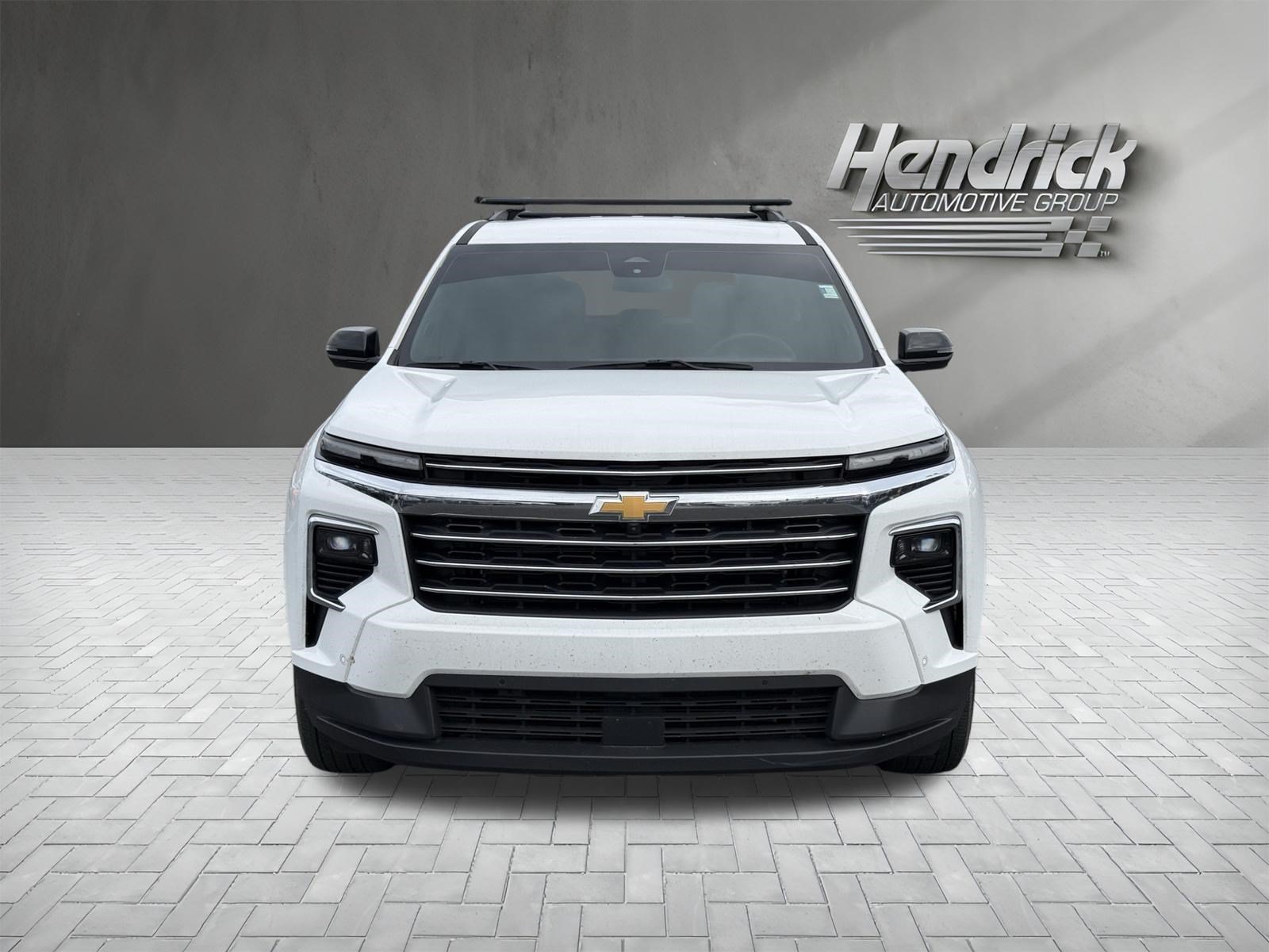 Used 2025 Chevrolet Traverse FWD LT SUV