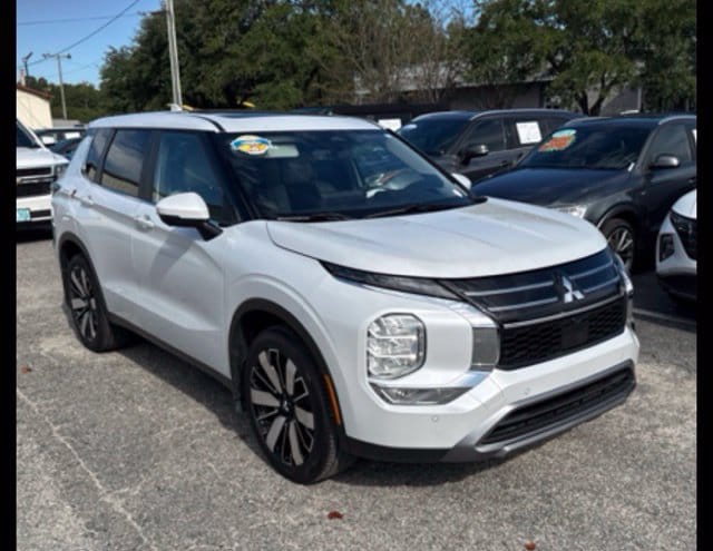 2025 Mitsubishi Outlander