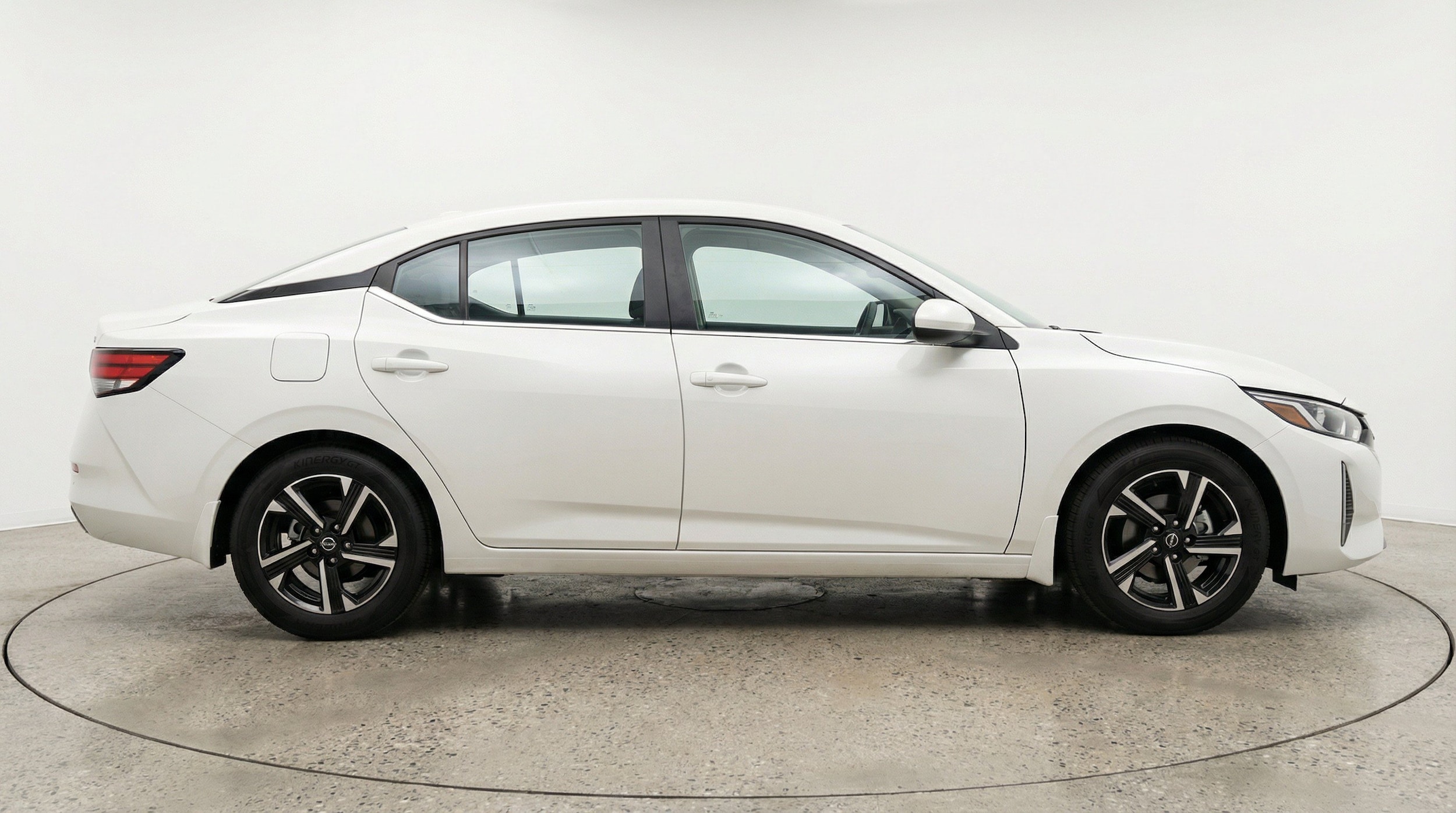 Thumbnail: 2025 Nissan Sentra - 10