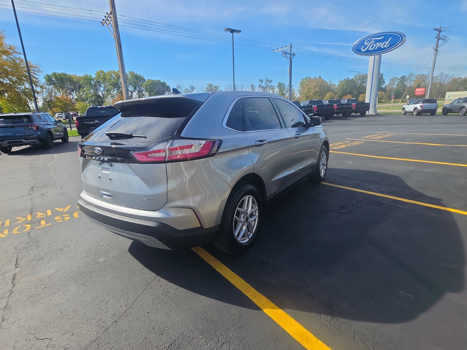 Used 2024 Ford Edge SEL AWD SEL SUV