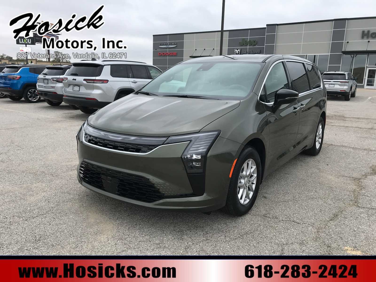 2027 Chrysler Pacifica Select
