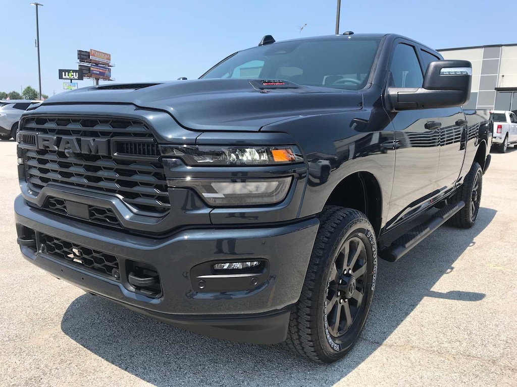 New 2026 Ram 2500 BLACK EXPRESS CREW CAB 4X4 6'4 BOX Pickup