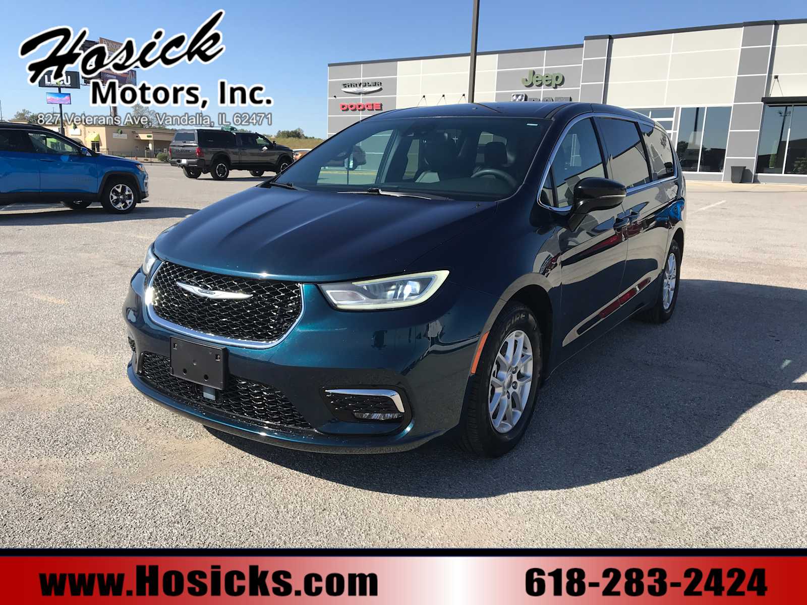 2025 Chrysler Pacifica Select