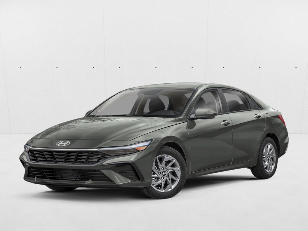 Used 2025 Hyundai Elantra SEL Convenience Sedan
