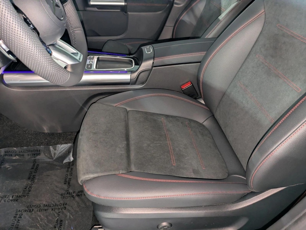 New 2026 Mercedes-Benz AMG GLA 35 AMG ® GLA 35 4MATIC ® SUV SUV