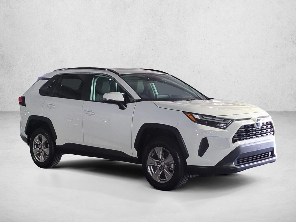 Used 2025 Toyota RAV4 XLE SUV
