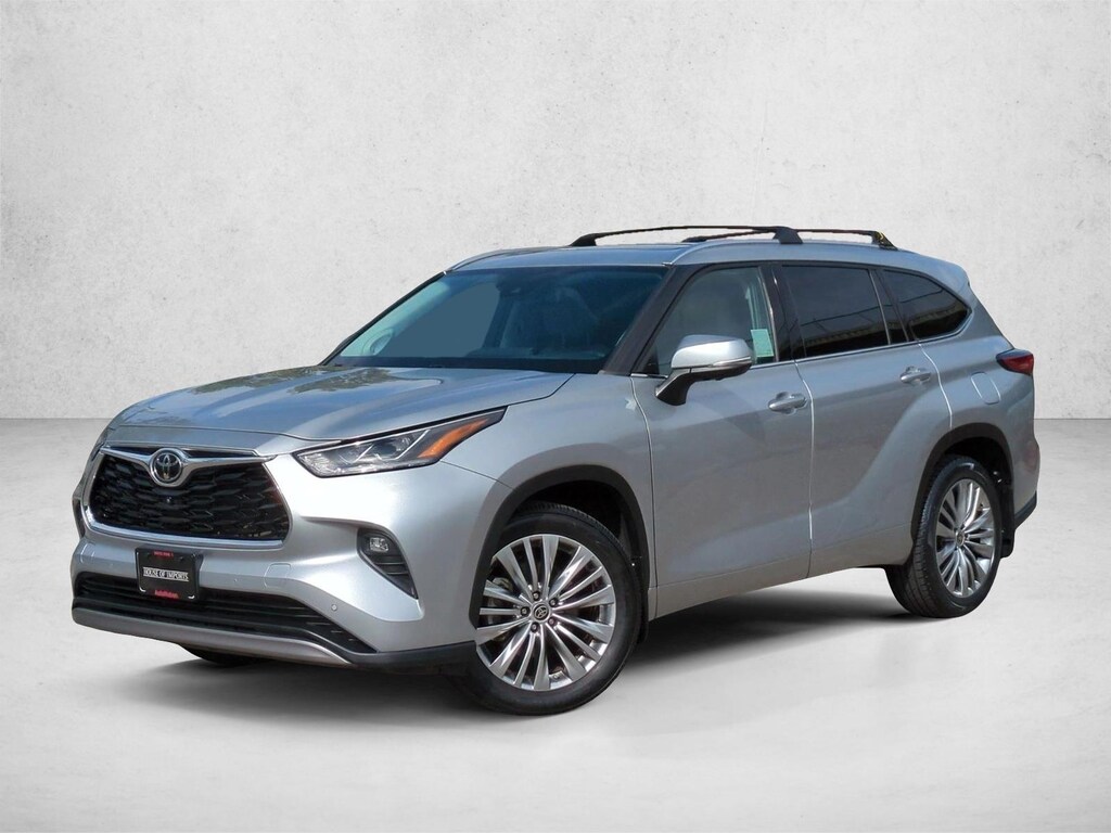 Used 2023 Toyota Highlander Platinum SUV