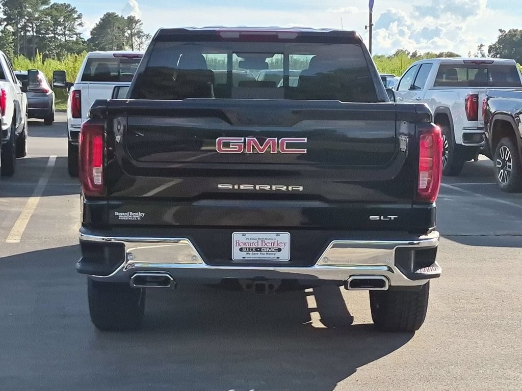 New 2026 GMC Sierra 1500 SLT Truck — photo 4 of 4
