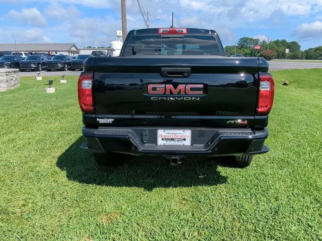 New 2026 GMC Canyon AT4 Truck — photo 4 of 4