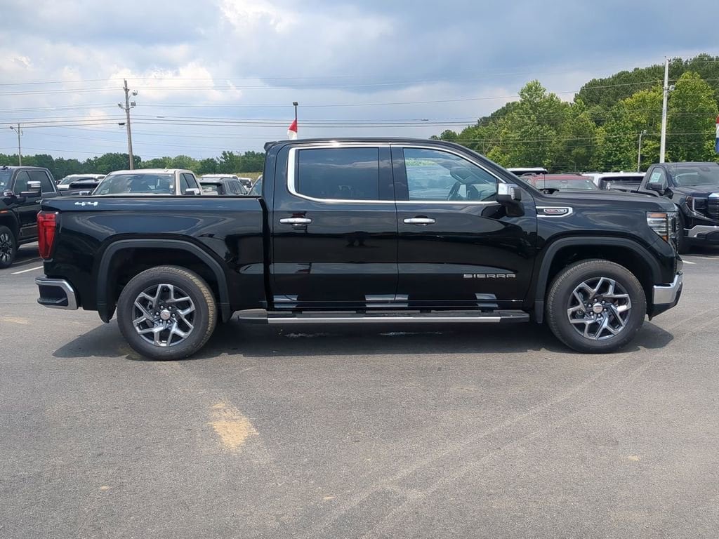 New 2026 GMC Sierra 1500 SLT Truck — photo 2 of 4