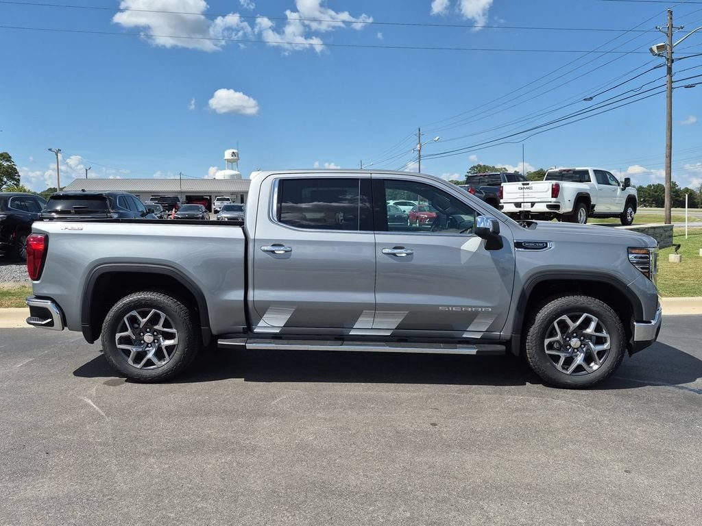 New 2026 GMC Sierra 1500 SLT Truck — photo 2 of 4
