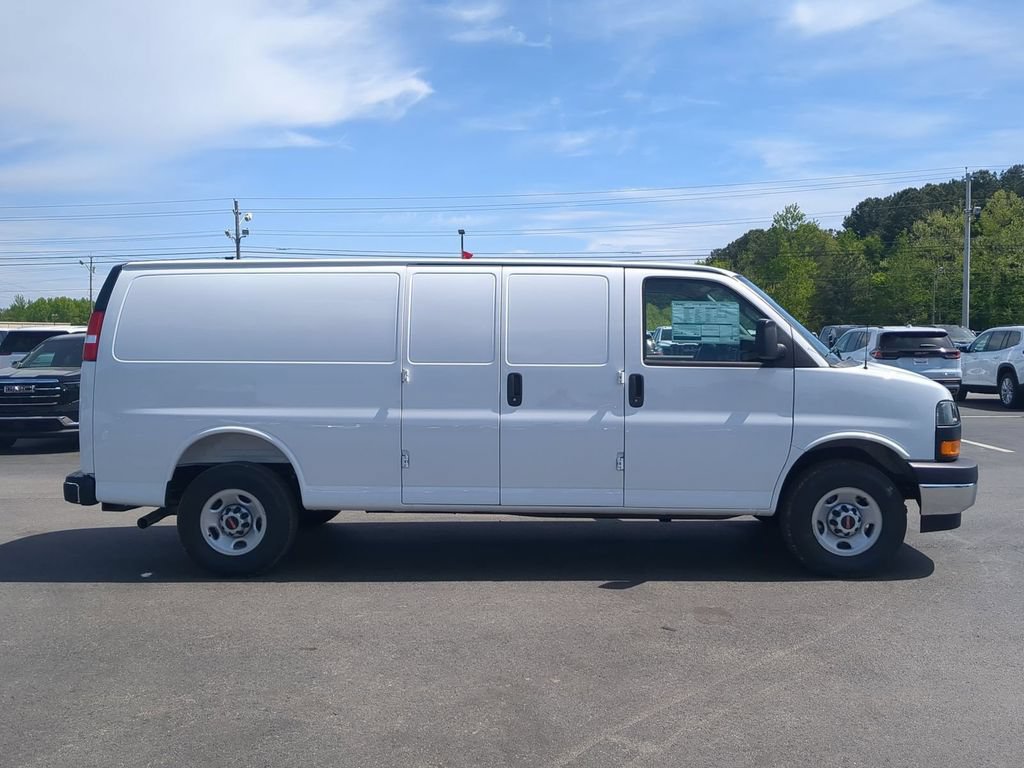 New 2026 GMC Savana Cargo Work Van Van New 2026 GMC Savana Cargo Work Van Van — photo 2 of 4