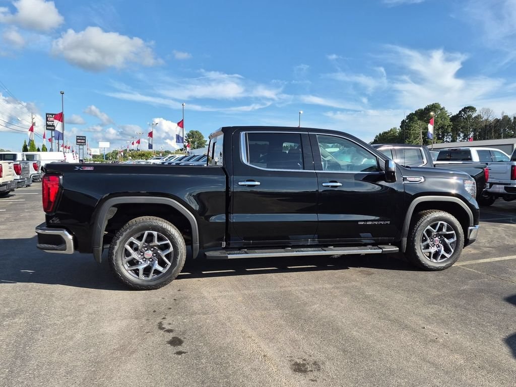 New 2026 GMC Sierra 1500 SLT Truck — photo 2 of 4
