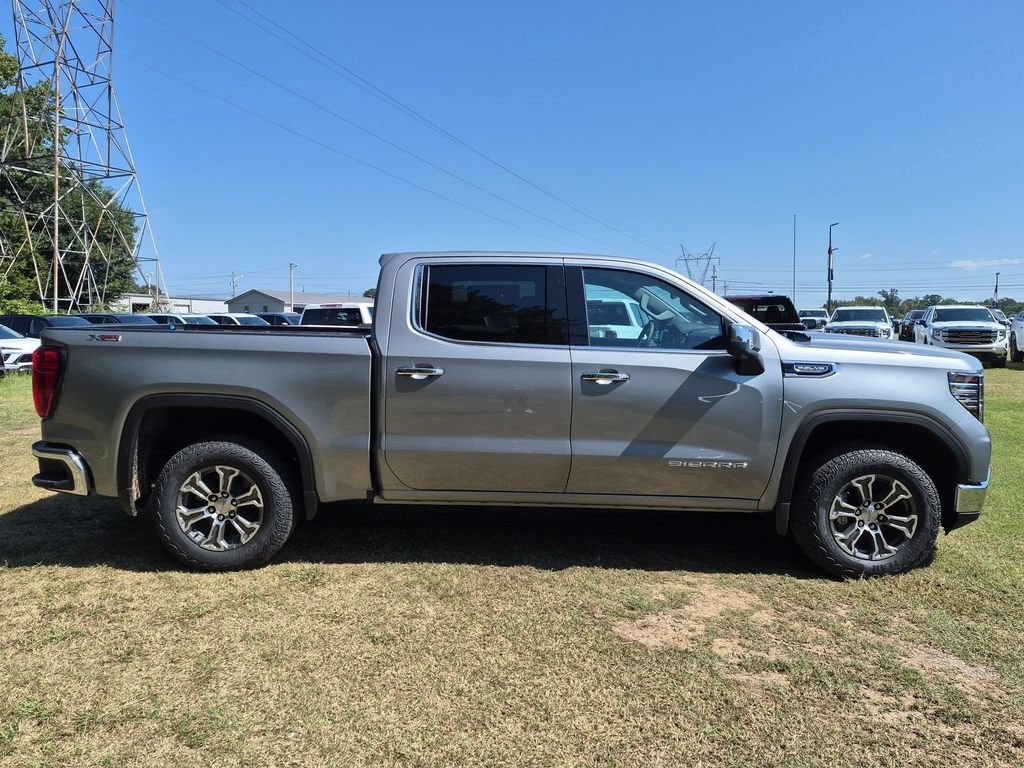 New 2026 GMC Sierra 1500 SLT Truck — photo 2 of 4