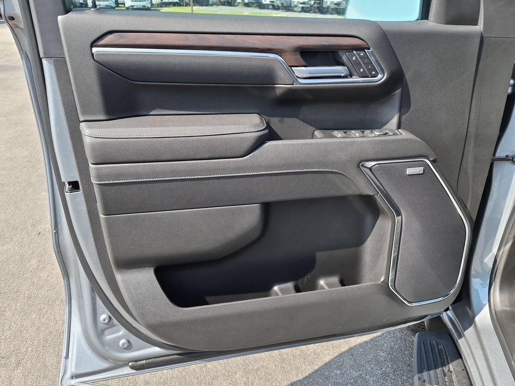 2026 GMC Sierra 1500 SLT - Photo 21