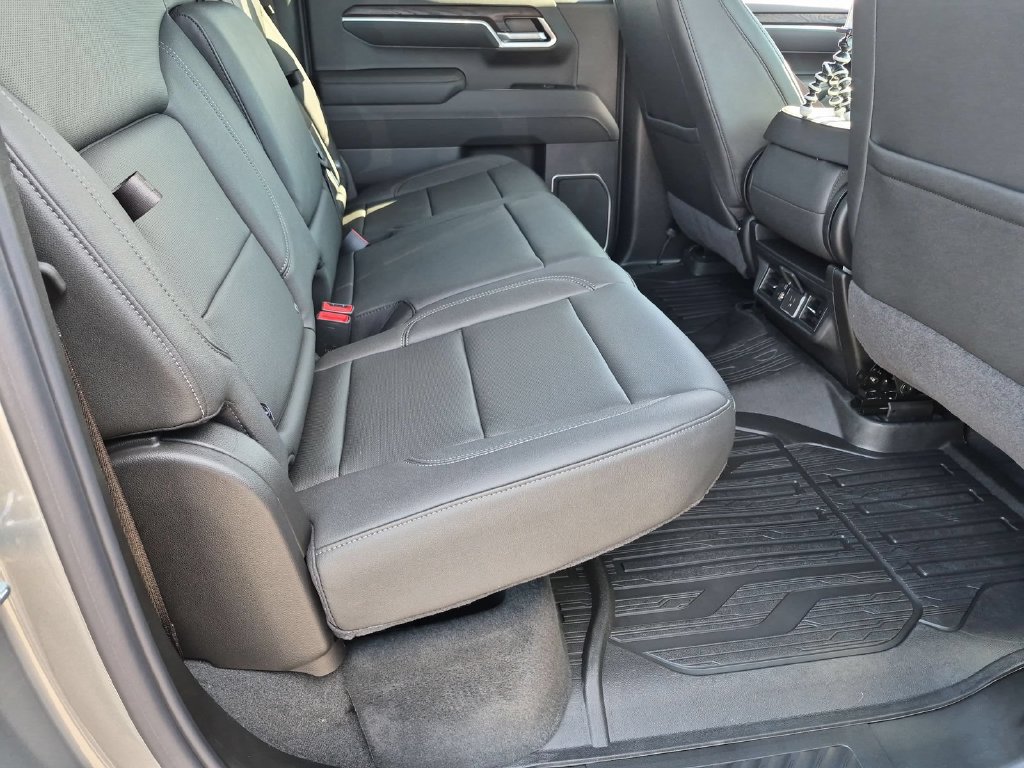 2026 GMC Sierra 1500 SLT - Photo 26