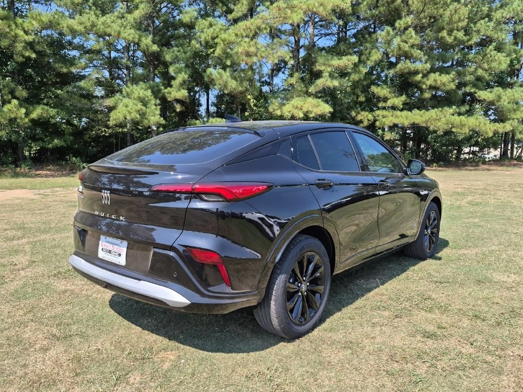 New 2026 Buick Envista Sport Touring SUV — photo 3 of 4