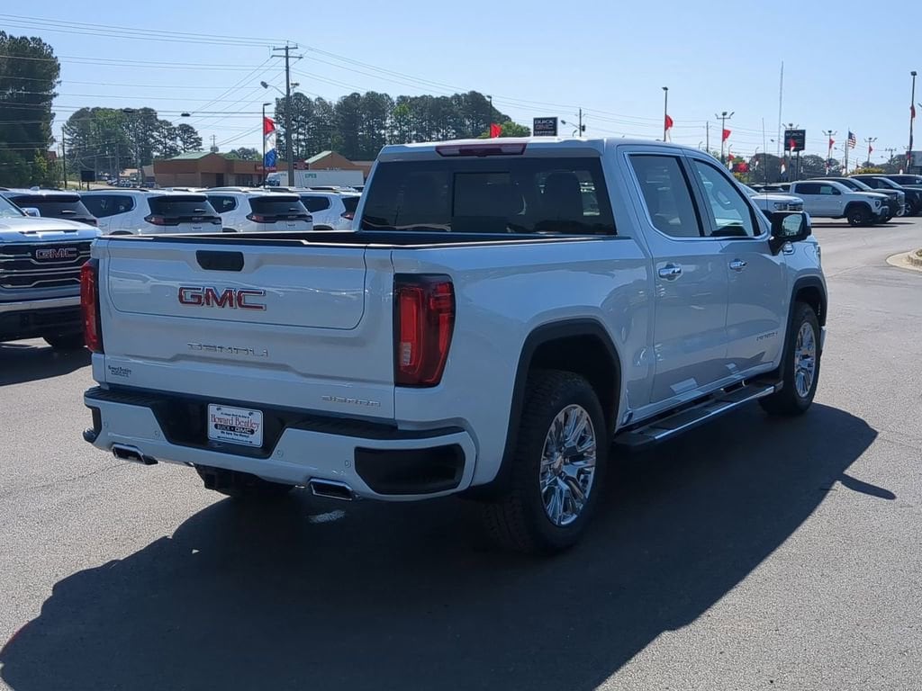 New 2026 GMC Sierra 1500 Denali Truck — photo 3 of 4