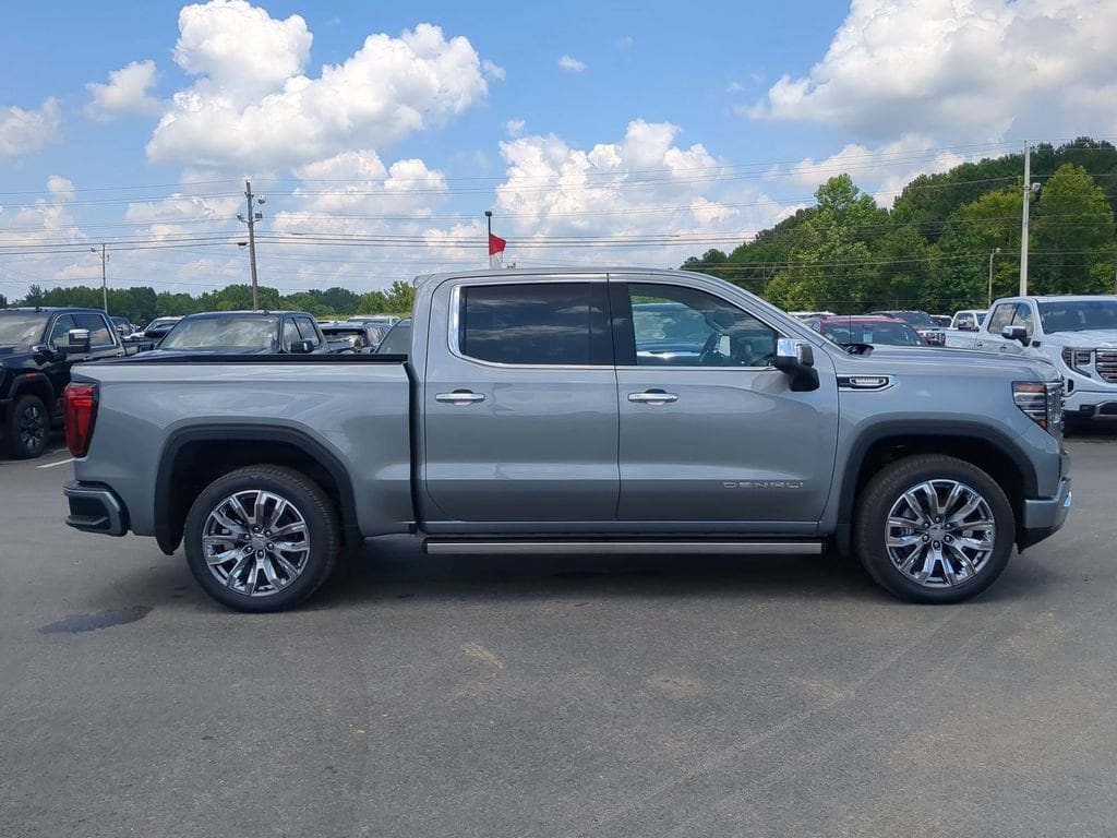 New 2026 GMC Sierra 1500 Denali Truck — photo 2 of 4