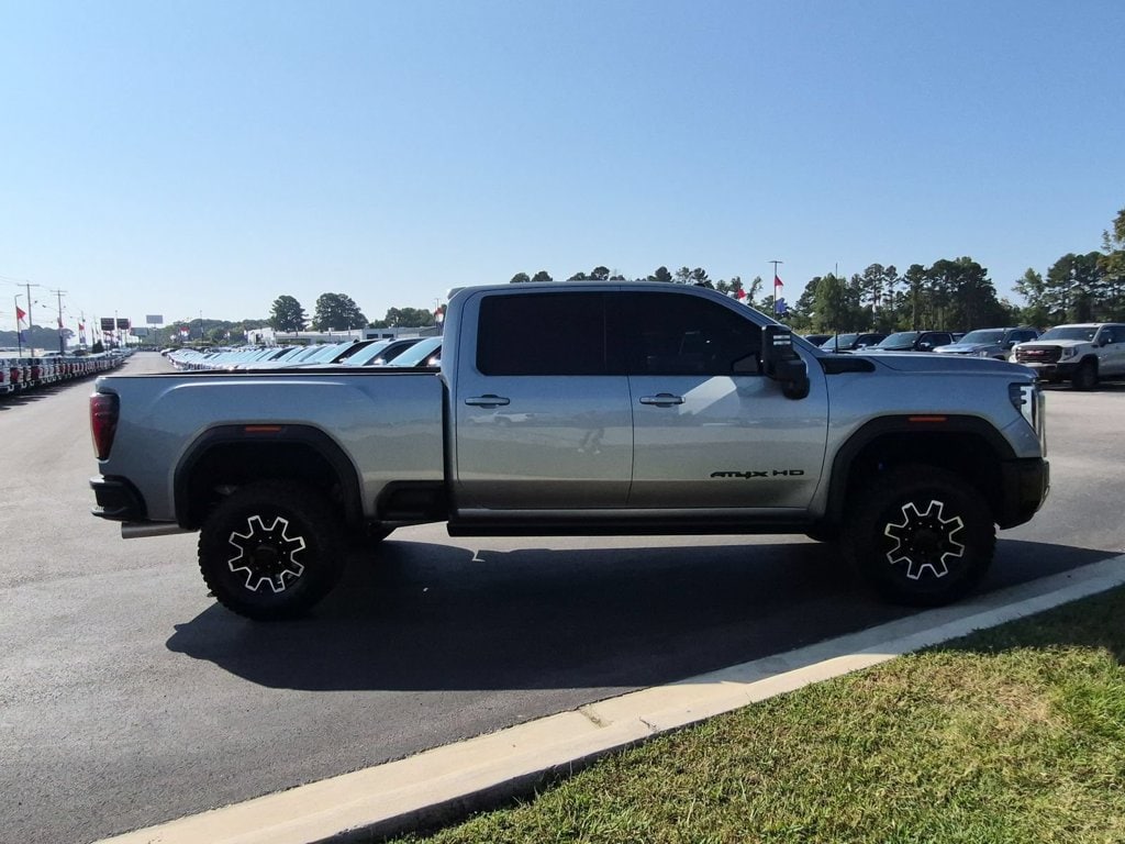 Used 2025 GMC Sierra 2500 HD AT4X Truck — photo 2 of 4
