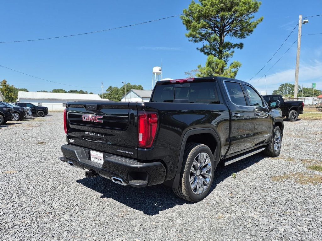 New 2026 GMC Sierra 1500 Denali Truck — photo 3 of 4