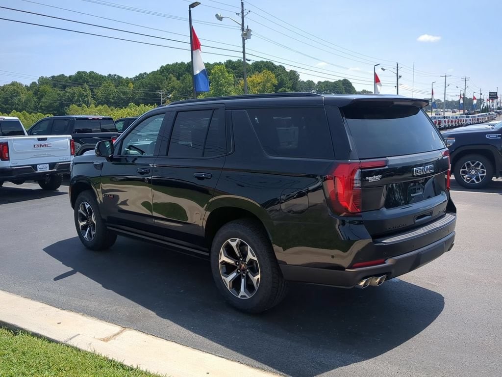 2026 GMC Yukon AT4 Ultimate - Photo 5