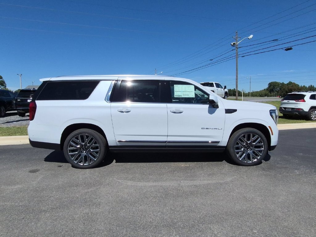 New 2026 GMC Yukon XL Denali Ultimate SUV — photo 2 of 4