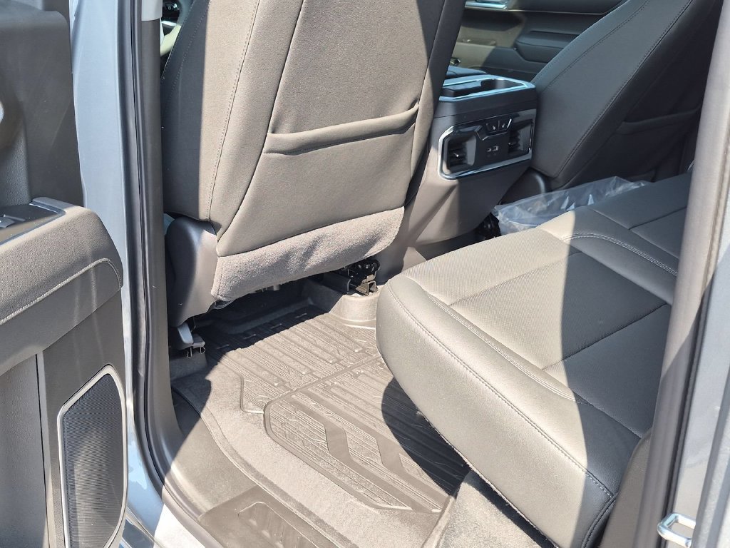 2026 GMC Sierra 1500 SLT - Photo 24