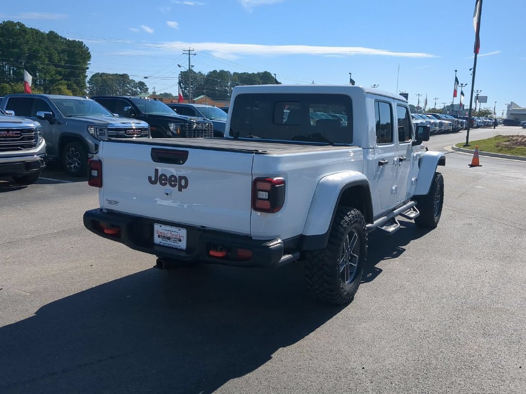 Used 2024 Jeep Gladiator Mojave X Truck Used 2024 Jeep Gladiator Mojave X Truck — photo 4 of 4