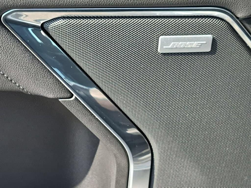 2026 GMC Sierra 1500 SLT - Photo 23