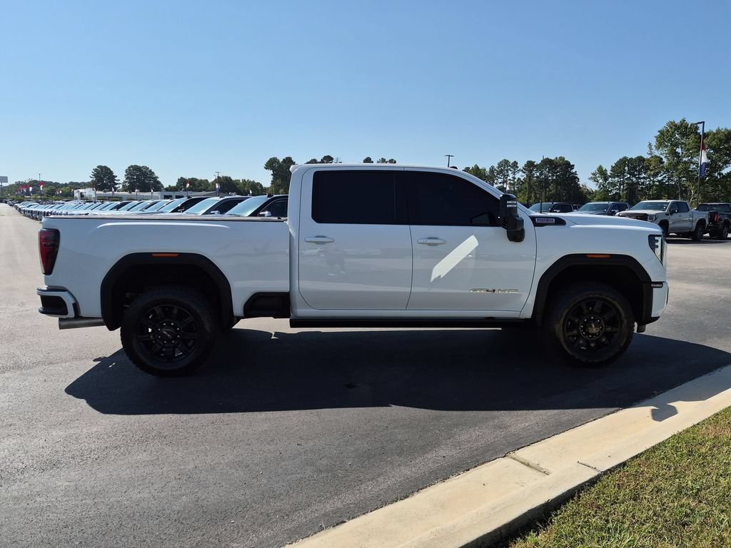 Used 2024 GMC Sierra 2500 HD AT4 Truck Used 2024 GMC Sierra 2500 HD AT4 Truck — photo 2 of 4