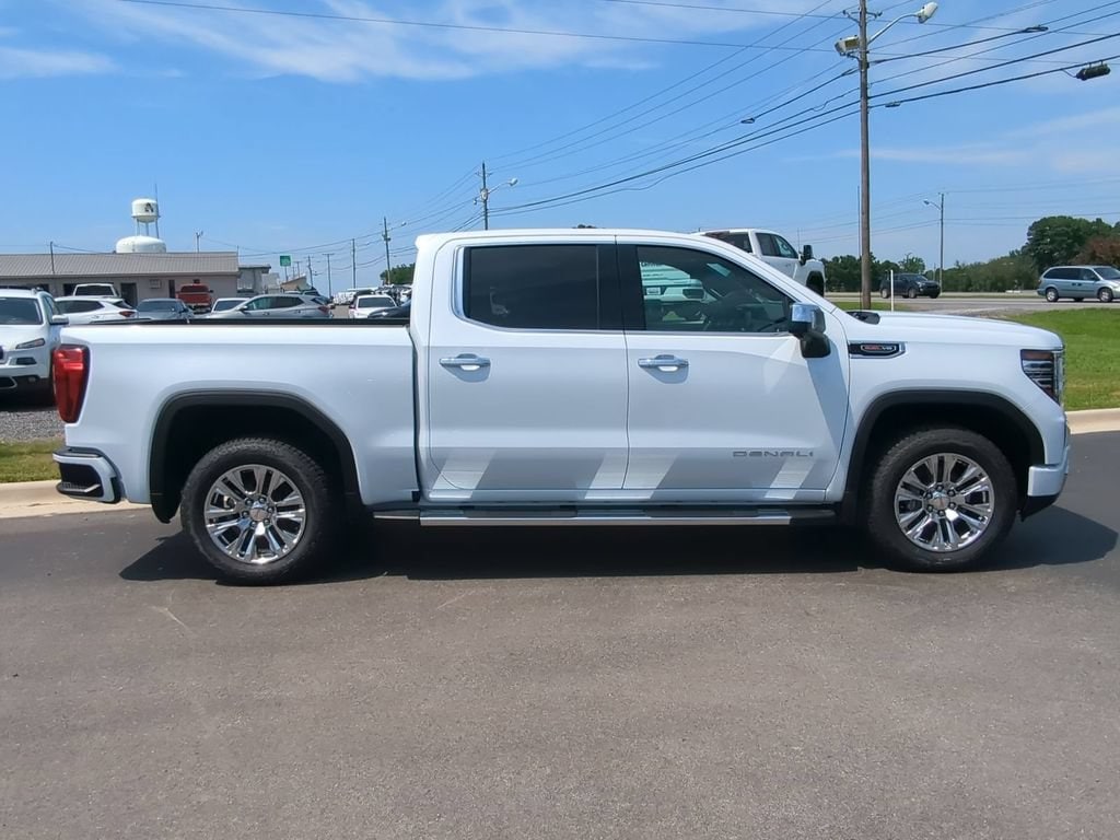New 2026 GMC Sierra 1500 Denali Truck — photo 2 of 4