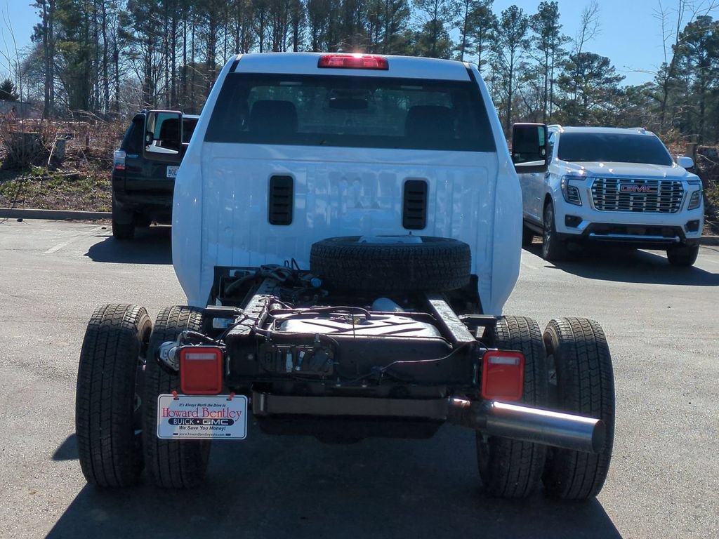 New 2026 GMC Sierra 3500 HD Chassis Cab Pro Truck — photo 4 of 4