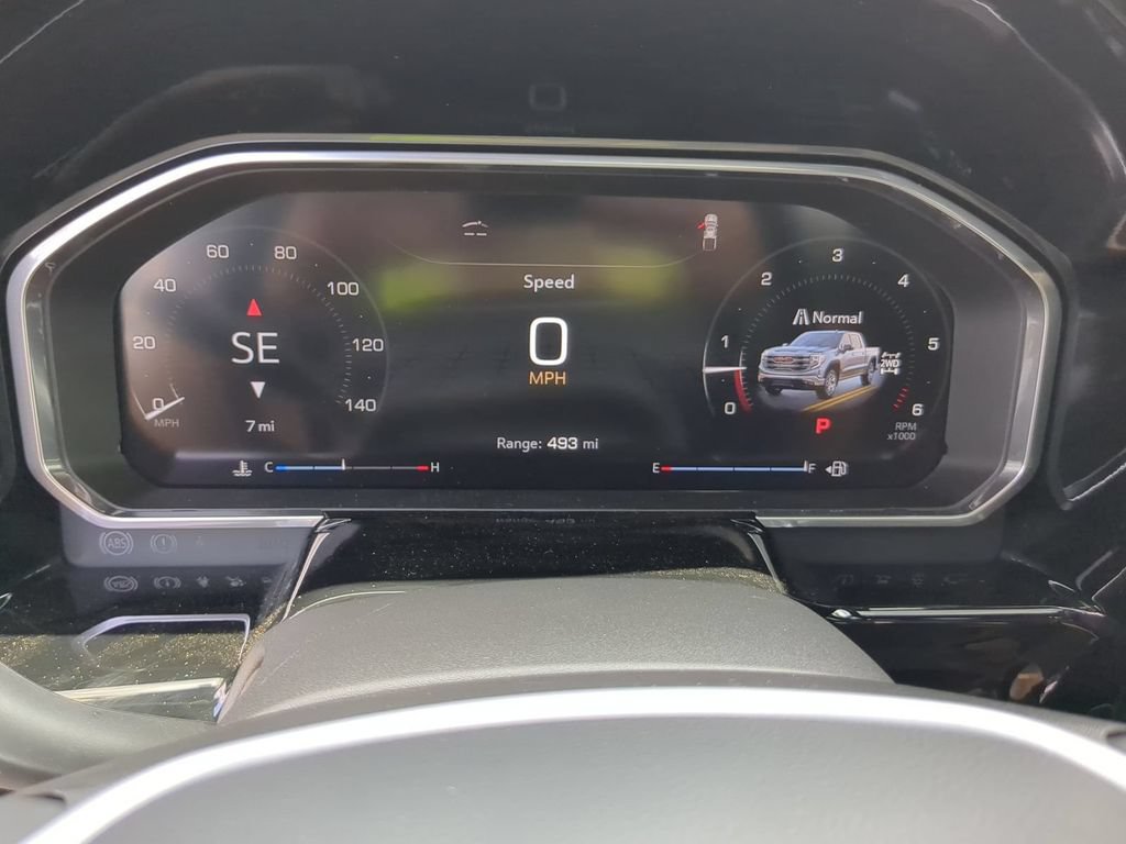 2026 GMC Sierra 1500 SLT - Photo 9