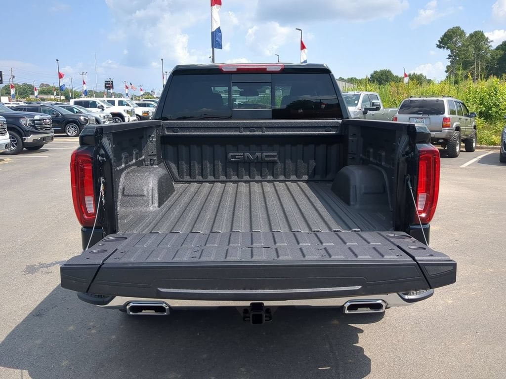 2026 GMC Sierra 1500 SLT - Photo 24