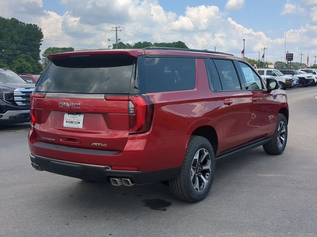 New 2026 GMC Yukon XL AT4 Ultimate SUV — photo 3 of 4