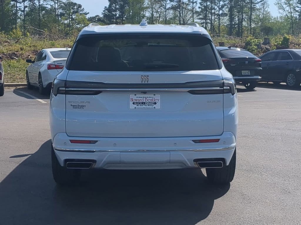 New 2026 Buick Enclave Avenir SUV — photo 4 of 4