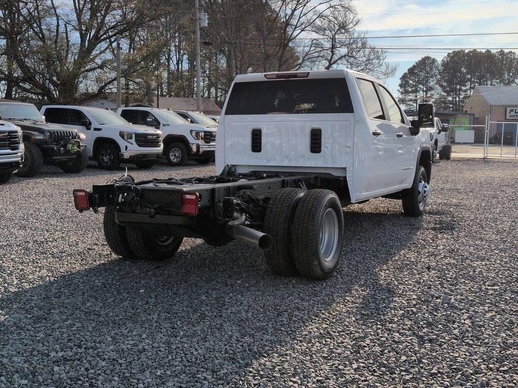 New 2026 GMC Sierra 3500 HD Chassis Cab Pro Truck New 2026 GMC Sierra 3500 HD Chassis Cab Pro Truck — photo 3 of 4