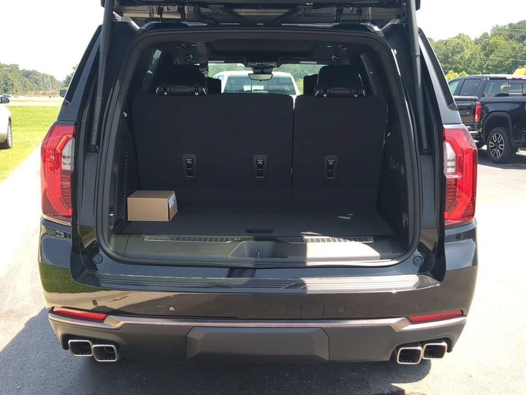 2026 GMC Yukon AT4 Ultimate - Photo 26