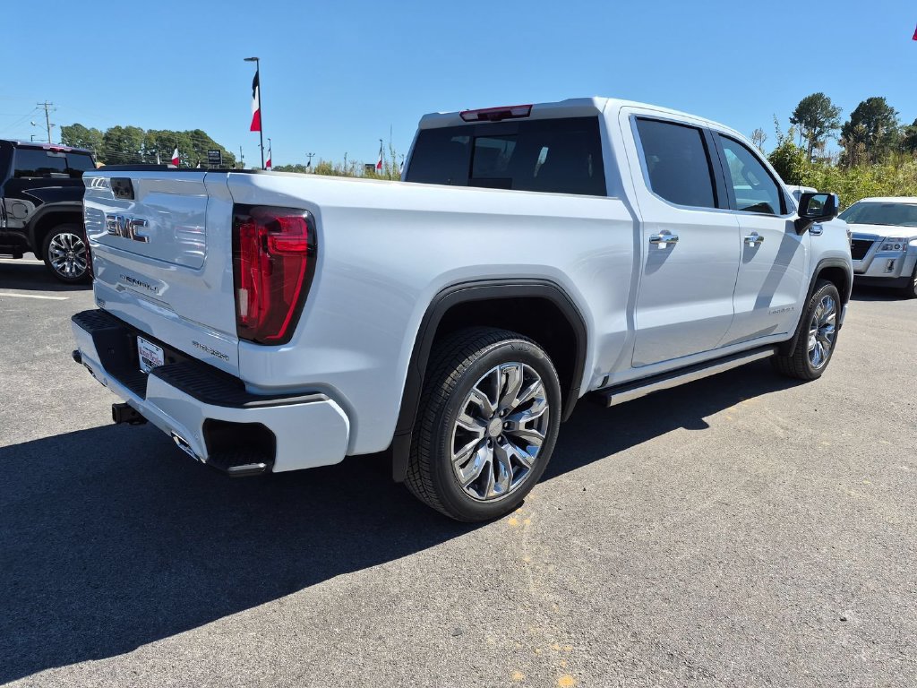 New 2026 GMC Sierra 1500 Denali Truck — photo 3 of 4