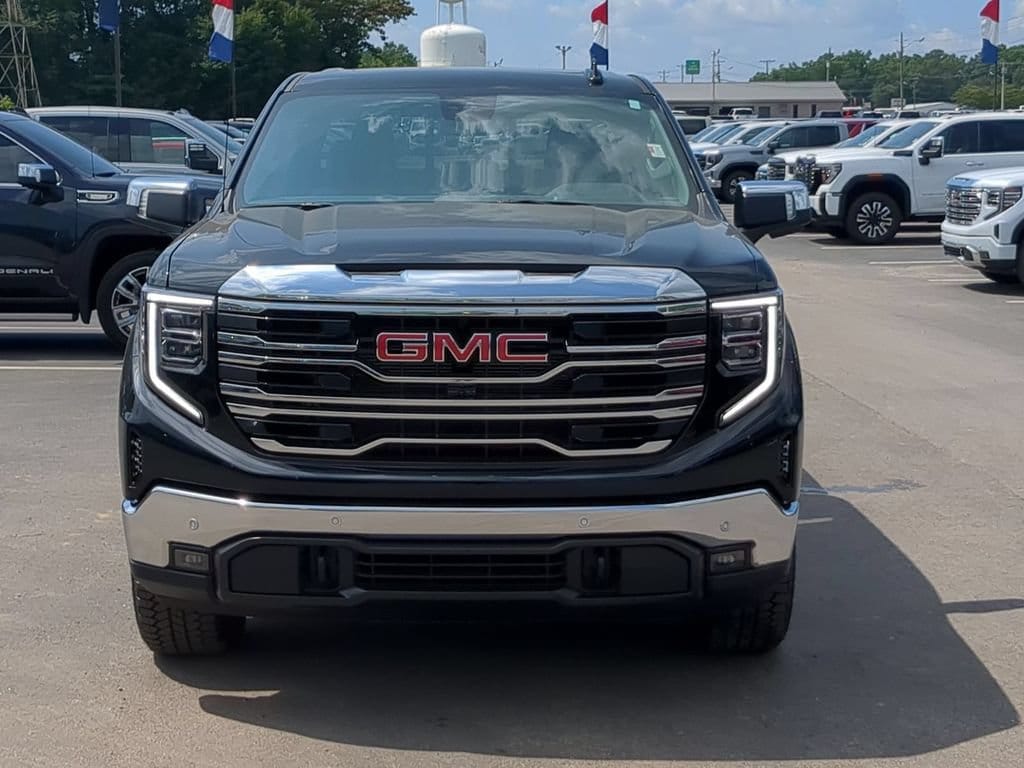 2026 GMC Sierra 1500 SLT - Photo 7