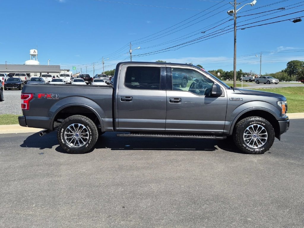 Used 2018 Ford F-150 XLT Truck Used 2018 Ford F-150 XLT Truck — photo 2 of 4