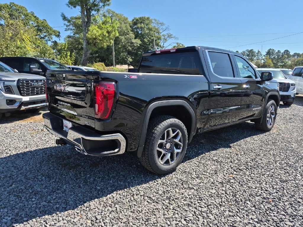New 2026 GMC Sierra 1500 SLT Truck — photo 3 of 4