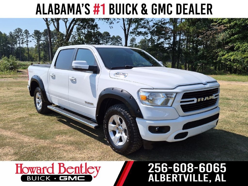 Used 2021 Ram 1500 Big Horn Crew Cab 4x4 57 Box Truck Used 2021 Ram 1500 Big Horn Crew Cab 4x4 57 Box Truck — photo 1 of 4