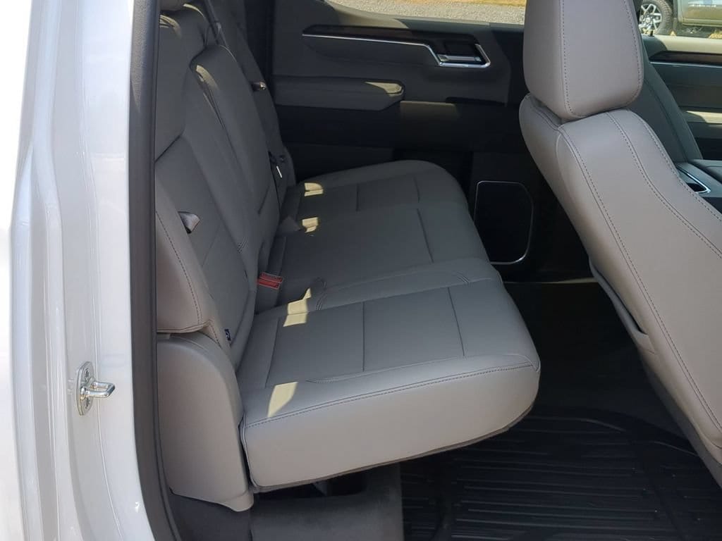 2026 GMC Sierra 1500 SLT - Photo 26