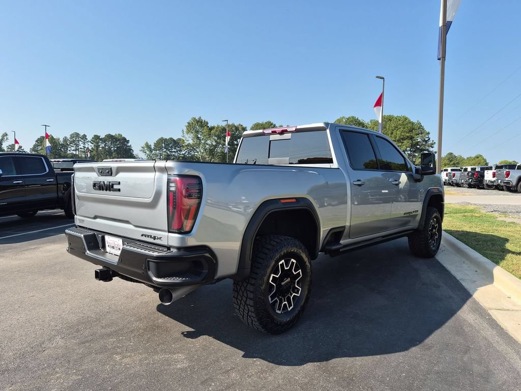 Used 2025 GMC Sierra 2500 HD AT4X Truck — photo 4 of 4