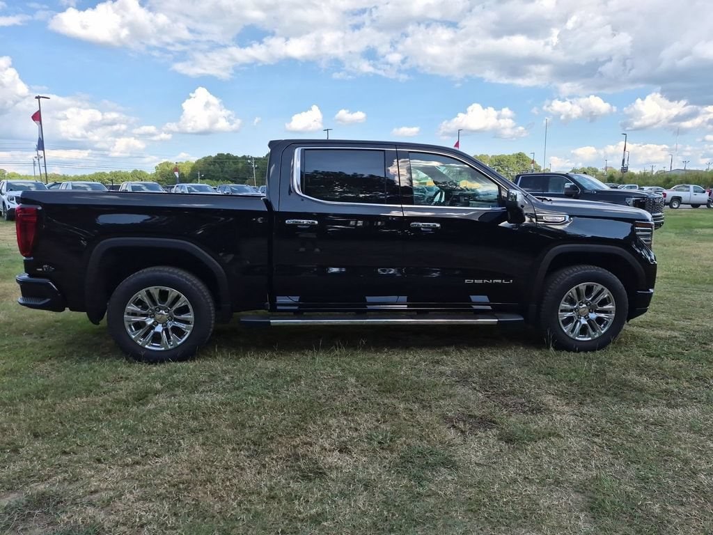 New 2026 GMC Sierra 1500 Denali Truck — photo 2 of 4