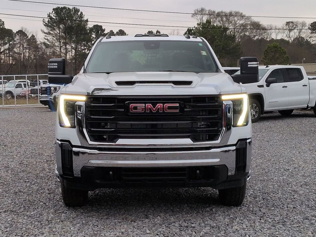 2026 GMC Sierra 3500 Chassis Cab Pro - Photo 8