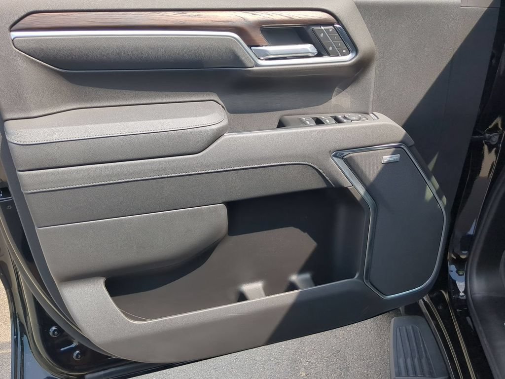 2026 GMC Sierra 1500 SLT - Photo 21