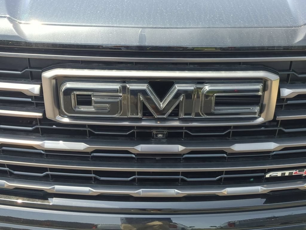 2026 GMC Yukon AT4 Ultimate - Photo 31